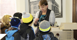 Fulda second grade students tour bank