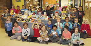 Fulda Elementary School Holiday Food Drive surpasses goal
