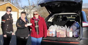 Ironhorse Riders  donates to local food shelves