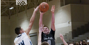 Coyotes win over Knights, 75-67